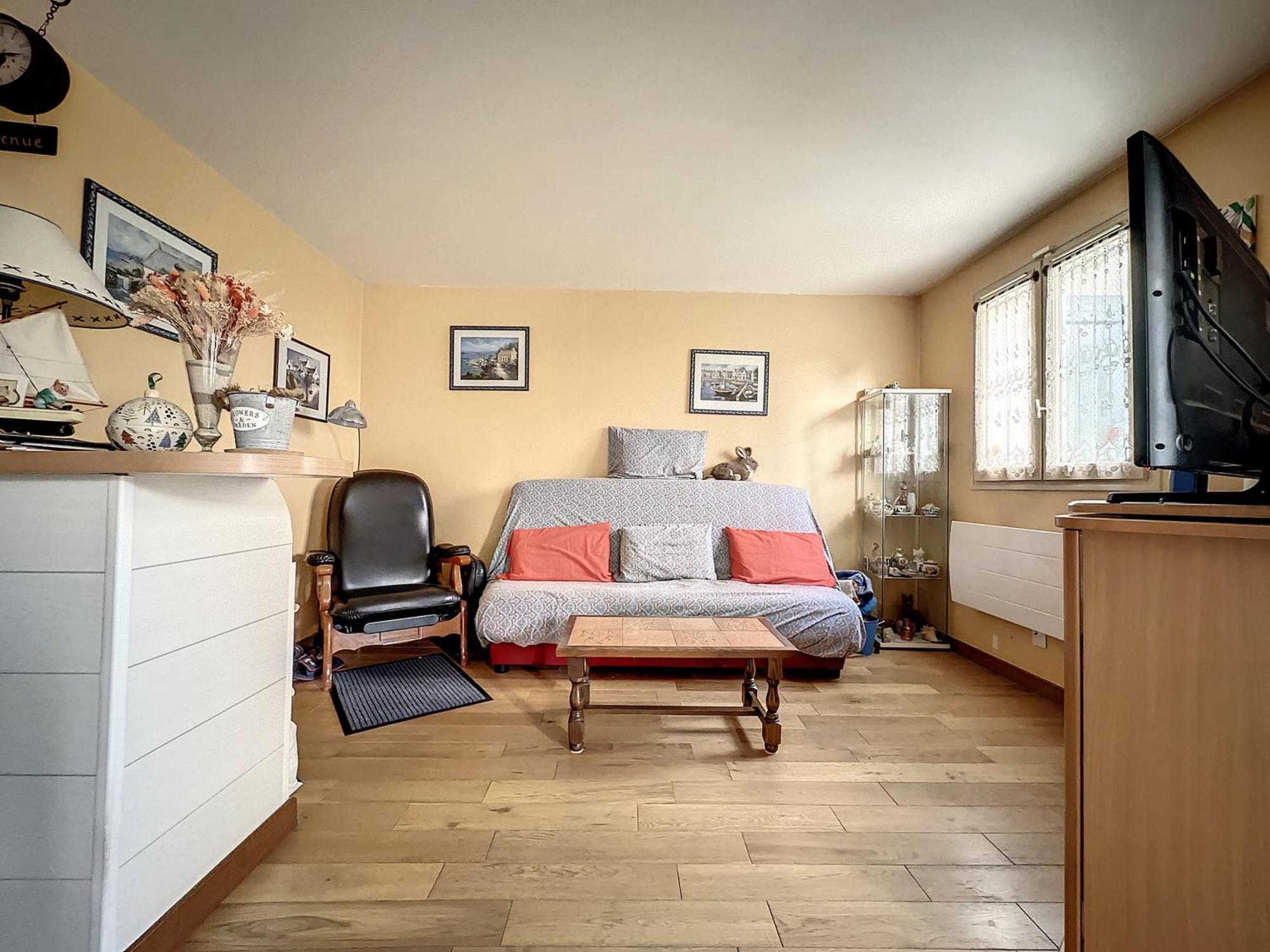 Maison 73m2 Avec Jardin St-denis Holiday home *